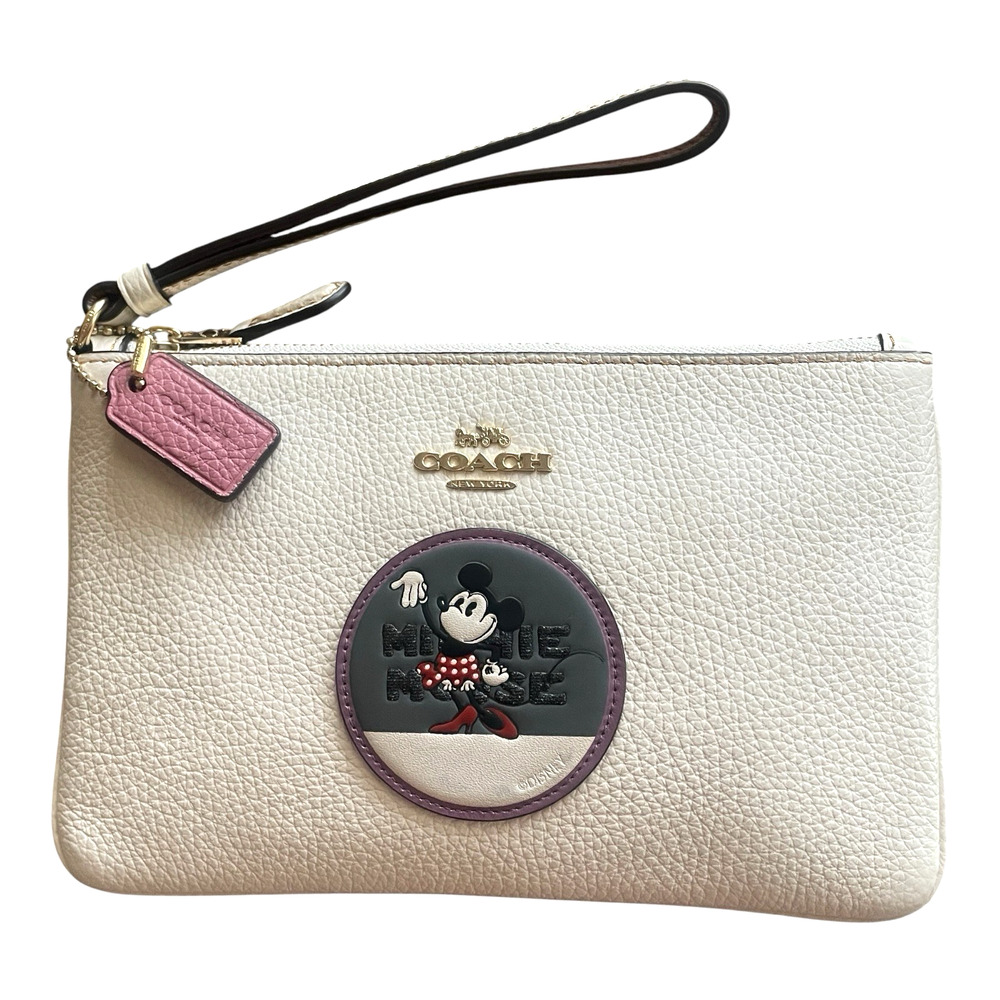 COACH x DISNEY Chalk White Pebble Leather MINNIE MOUSE Patch Wristlet Clutch Bag